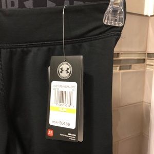 Under Armour compression leggings